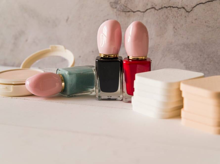 Sinem Keser Beauty Center - Tırnak ve Makyaj Stüdyo