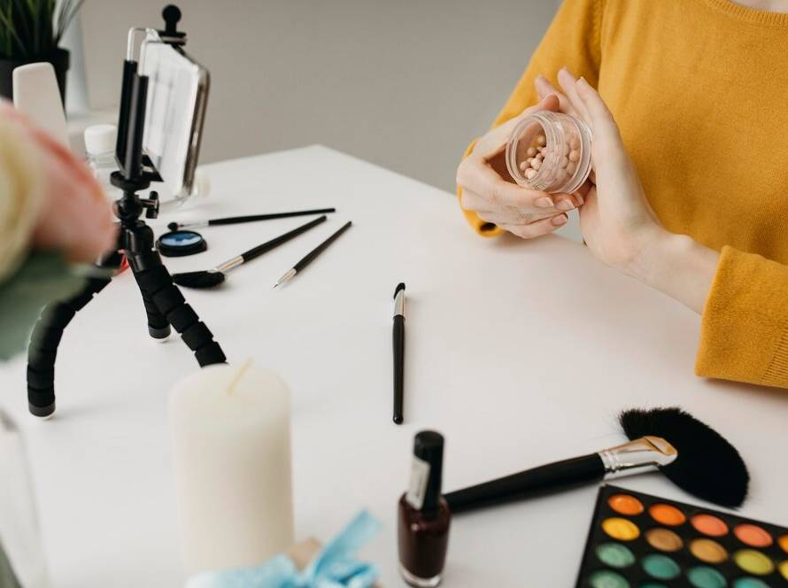 Sinem Keser Beauty Center - Protez Tırnak Dükkanı